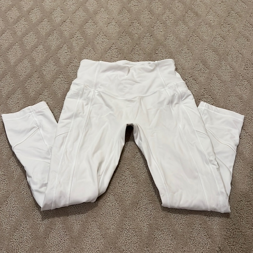 white lululemon leggings